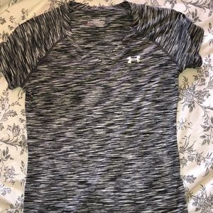 Under armour workout top!!